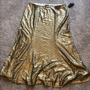 🔷 donating 12/11  Gold Sequin Skirt